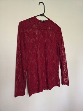 Women's Red Lace Long-Sleeve Top